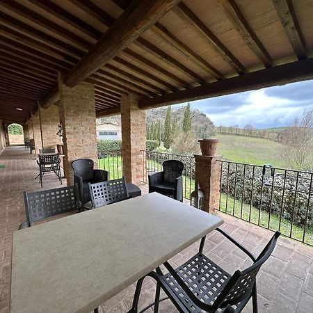Agriturismo S. Eurosia 몬탈치노 외부 사진