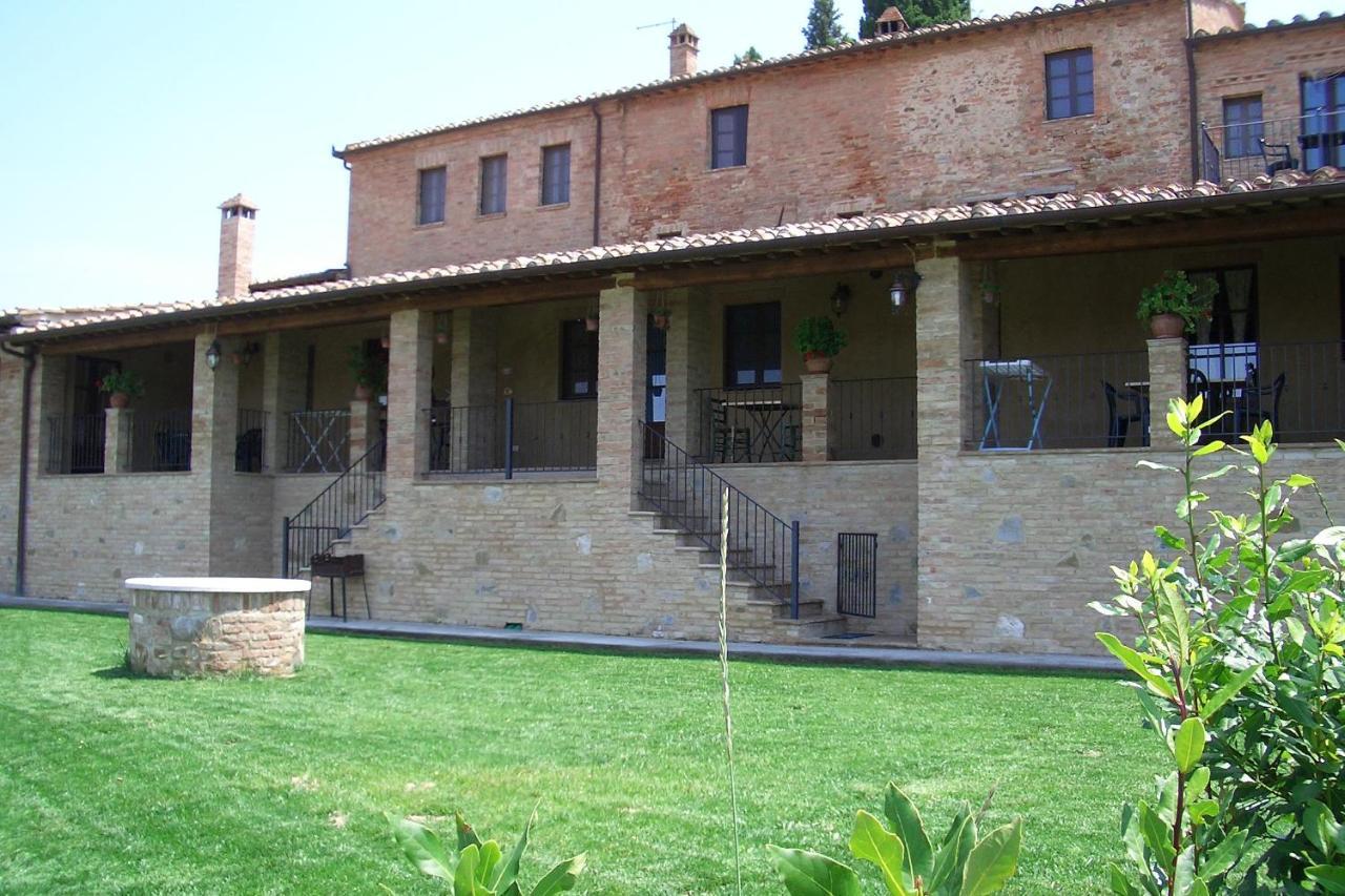 Agriturismo S. Eurosia 몬탈치노 외부 사진