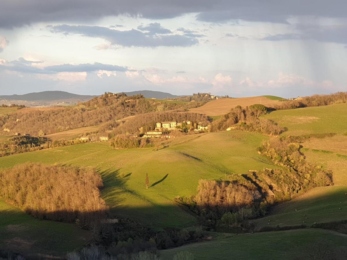 Agriturismo S. Eurosia 몬탈치노 외부 사진