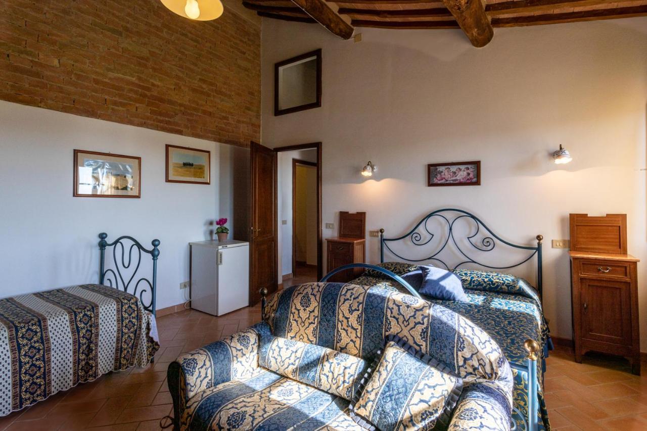 Agriturismo S. Eurosia 몬탈치노 외부 사진