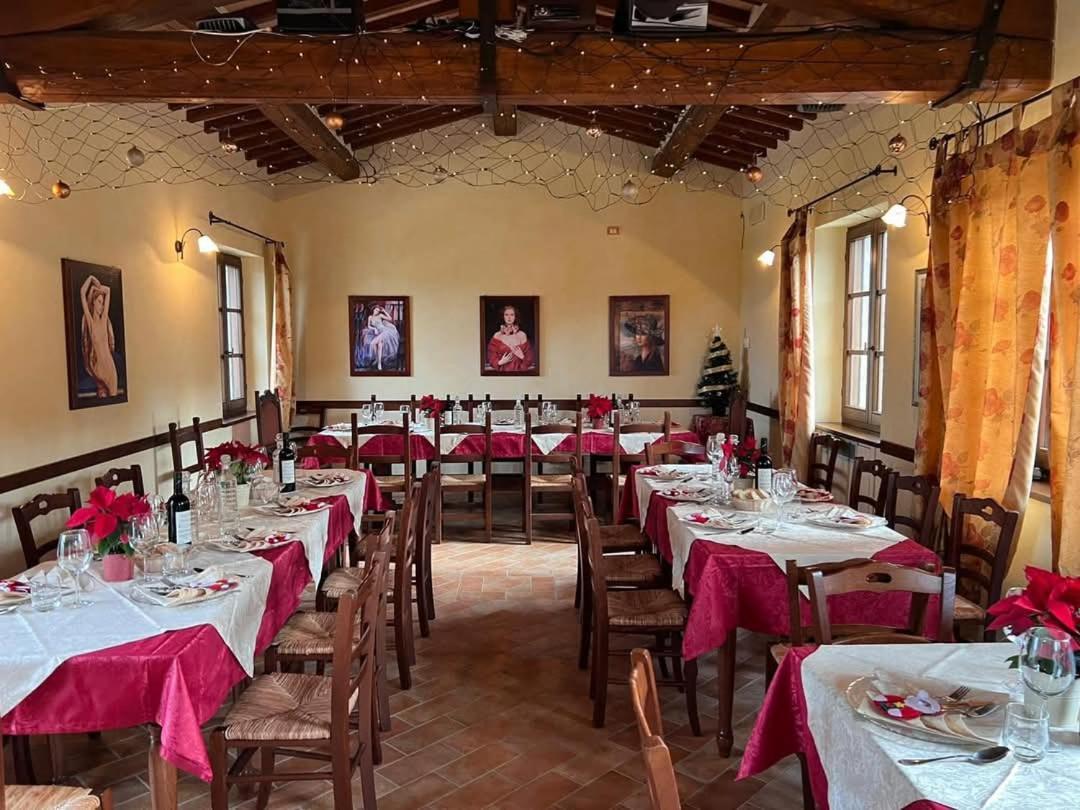 Agriturismo S. Eurosia 몬탈치노 외부 사진